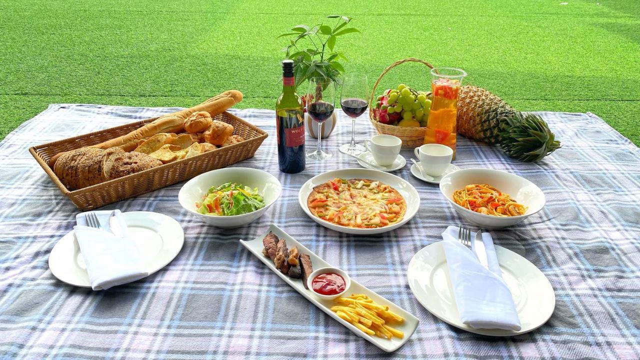 Yunfan Hotel Пном Пен Екстериор снимка