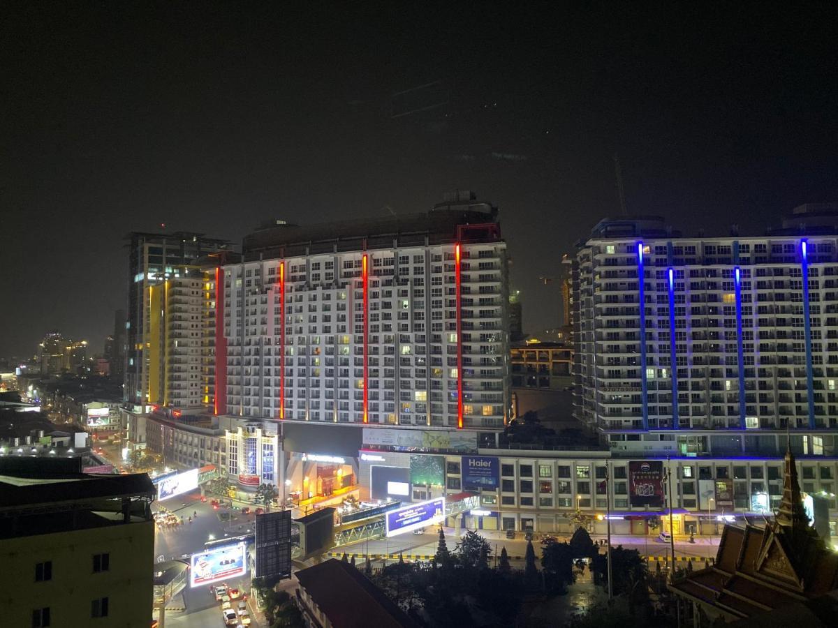 Yunfan Hotel Пном Пен Екстериор снимка