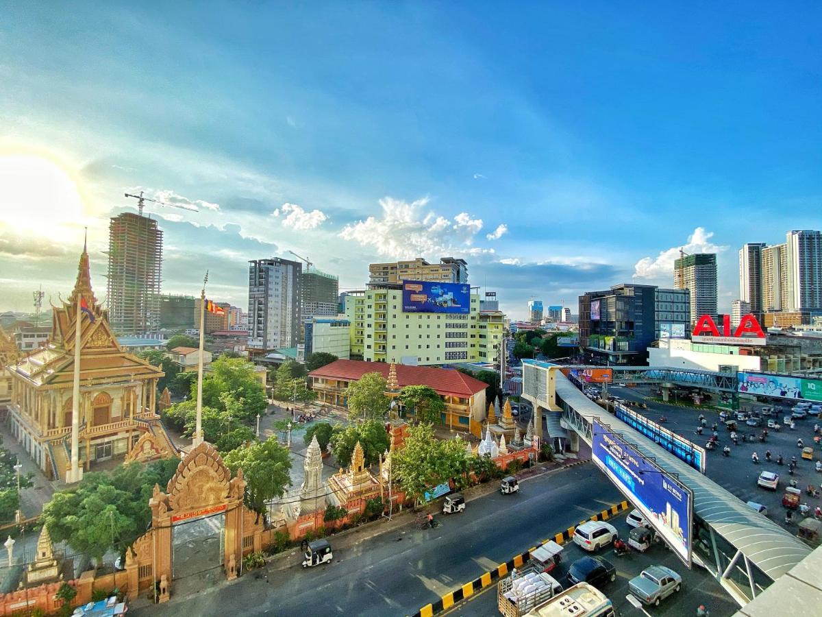 Yunfan Hotel Пном Пен Екстериор снимка